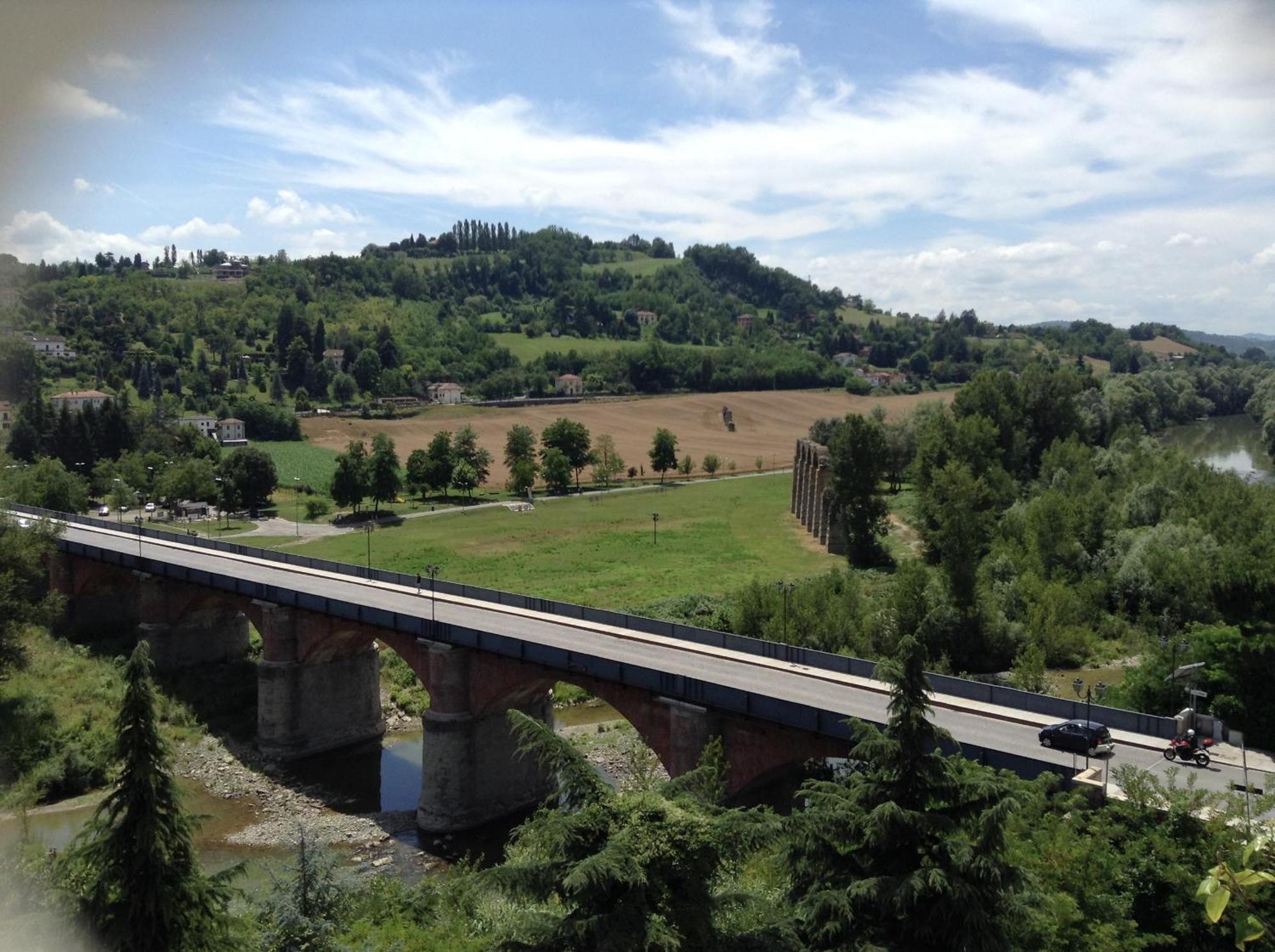 Appartamento Lella Con Meravigliosa Vista Vicino Alle Terme アックイテルメ 部屋 写真